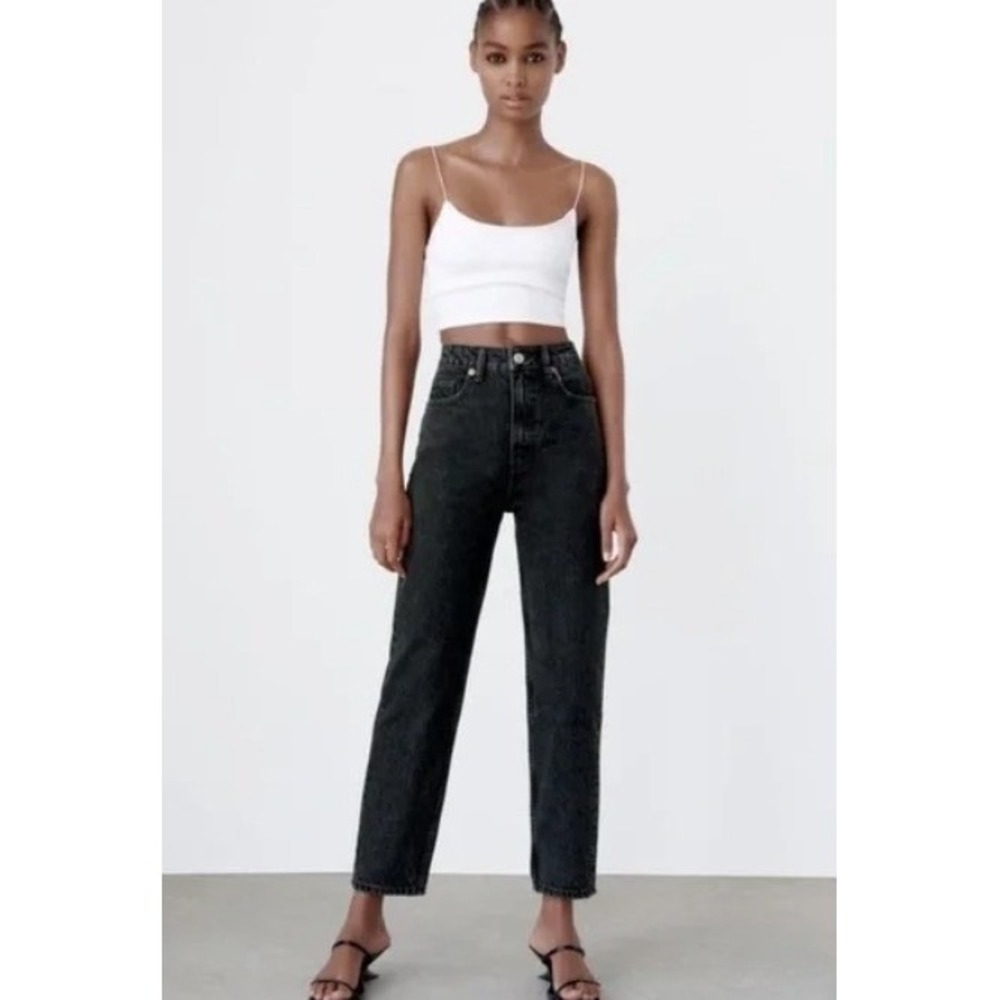 ZARA High Waisted Black Denim Straight Leg Mom 90s Jeans Women US Size‎ 4